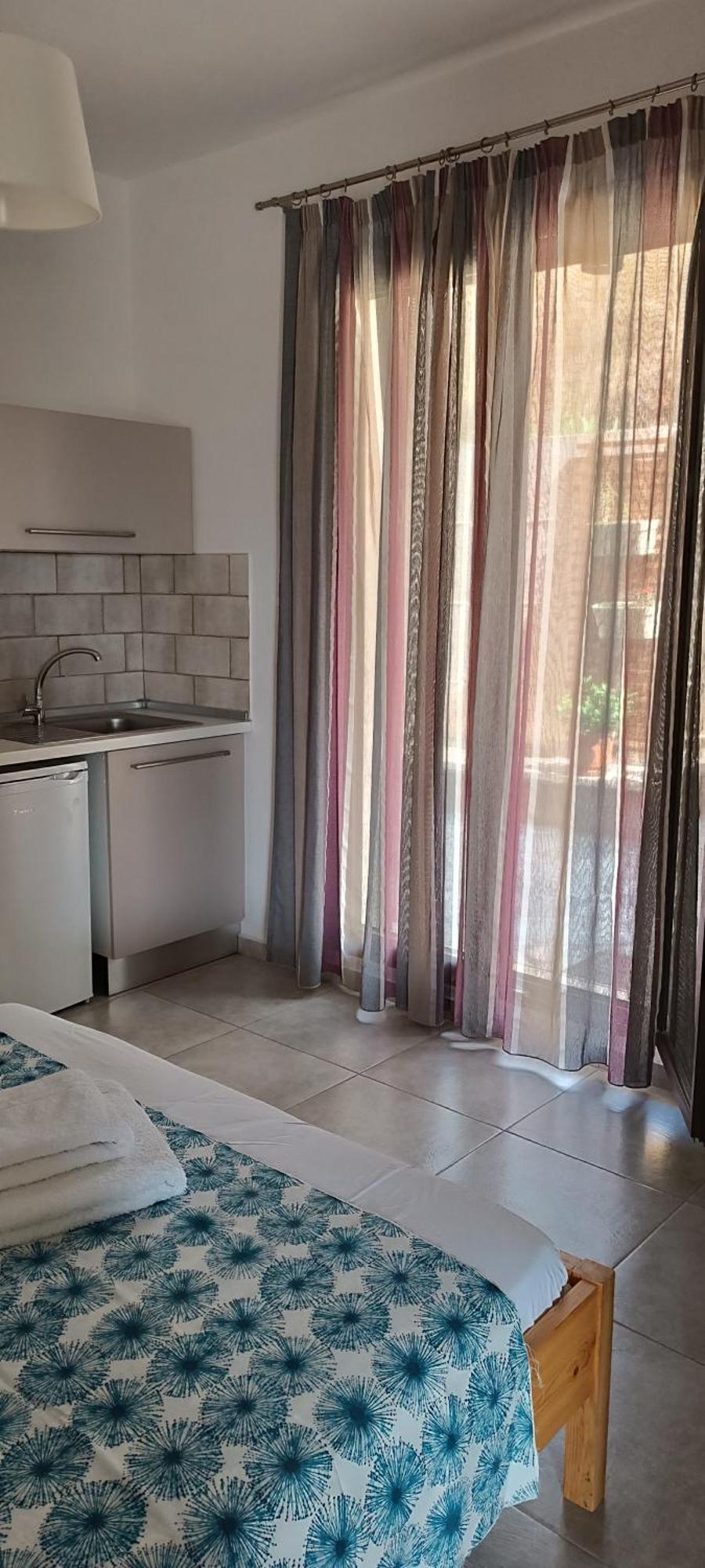 Avli Apartments Pyrgadikia Habitación foto