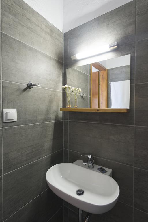 Avli Apartments Pyrgadikia Exterior foto